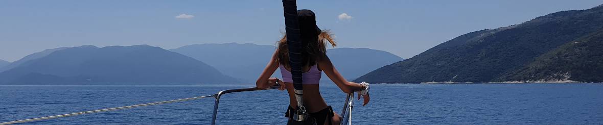 Flottielje zeilen vanuit Lefkas, Griekenland