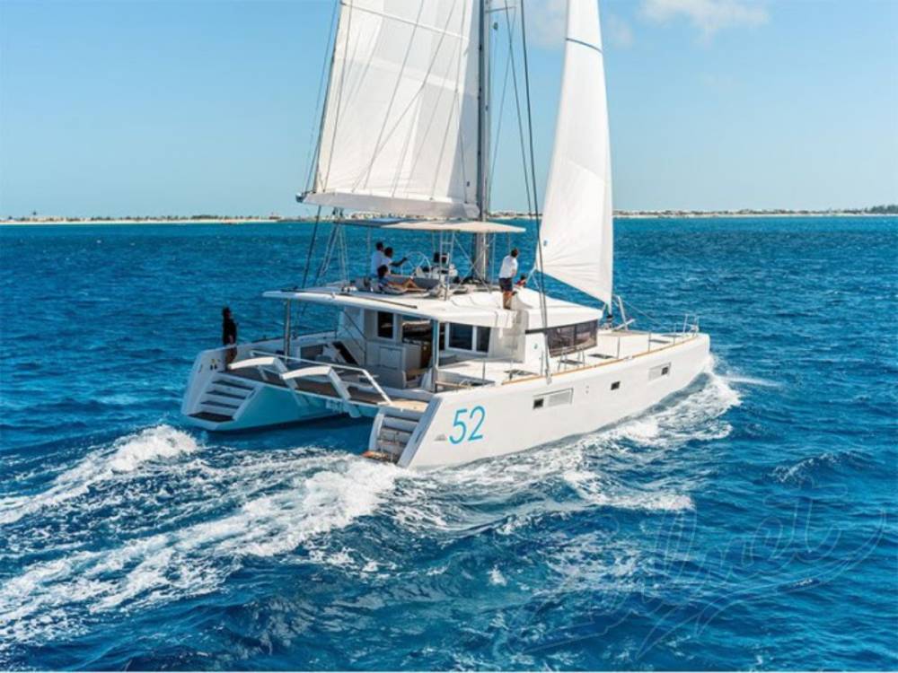 catamaran yacht huren